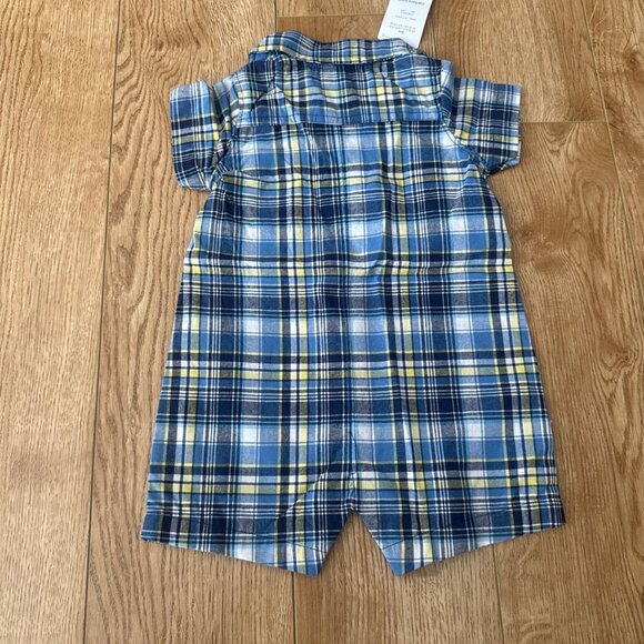 Carter's one pc 6 months - Picture 2 of 3